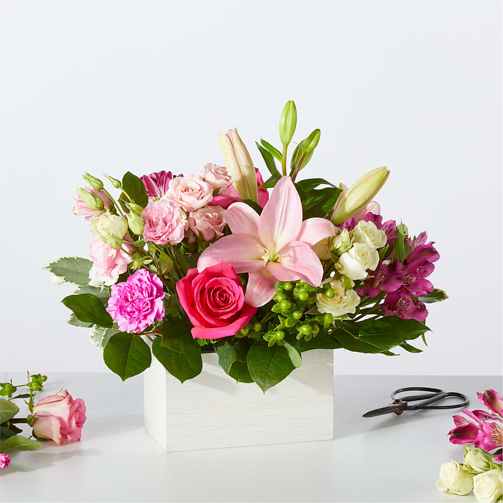 Sweetberry Box – A Florist Original – Citrus Valley Florist, West Covina CA