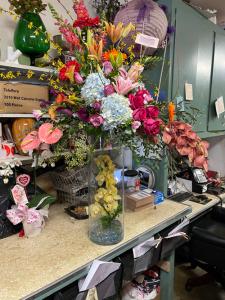 142 –  Citrus Valley Florist, West Covina CA