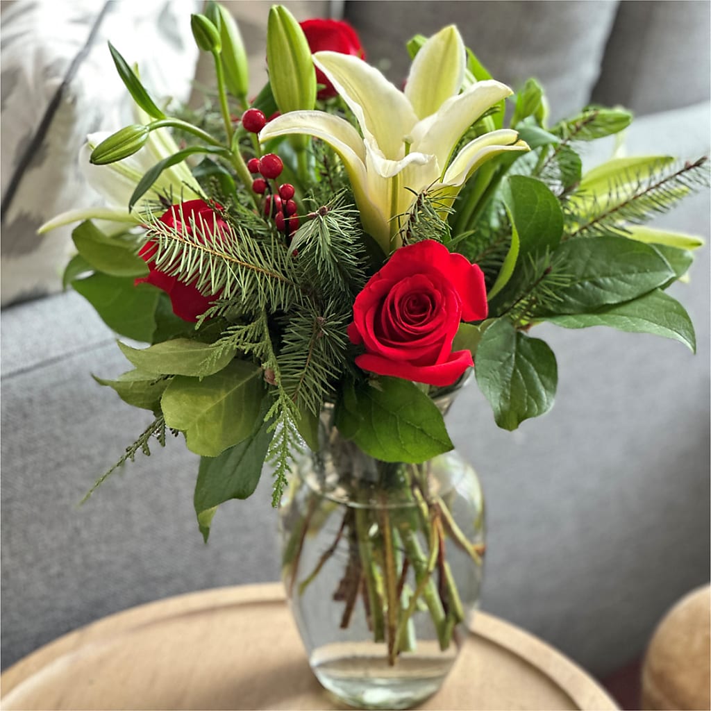 Sparkling Snowflakes Bouquet –  Citrus Valley Florist, West Covina CA