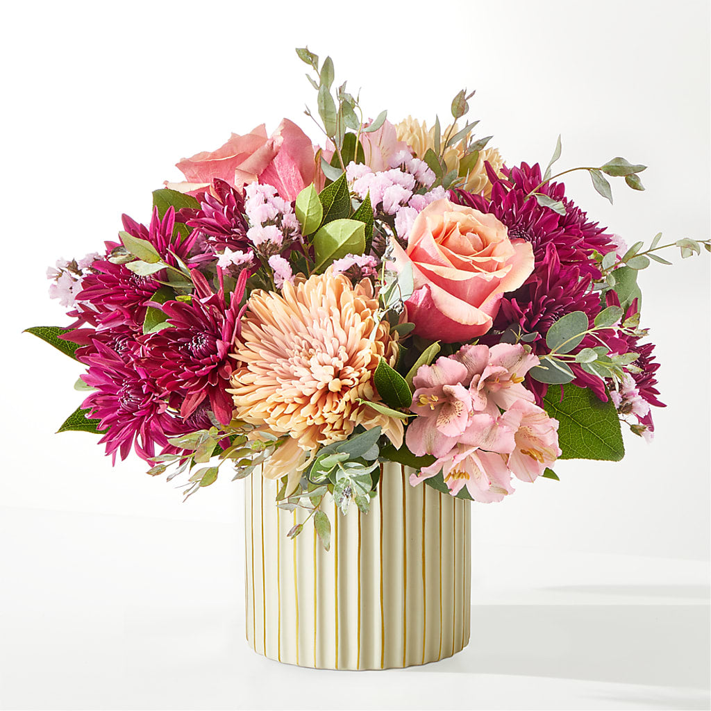 Berry Cobbler Bouquet with Ivory Vase –  Citrus Valley Florist, West Covina CA